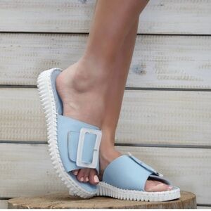 ERIC MICHAEL Darla Velcro Leather Slide Baby Blue, Size 37 (US 6.5-7) NEVER WORN